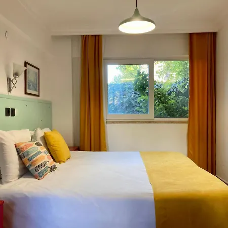 アパートホテル Ten Apart Hotel フェティエ